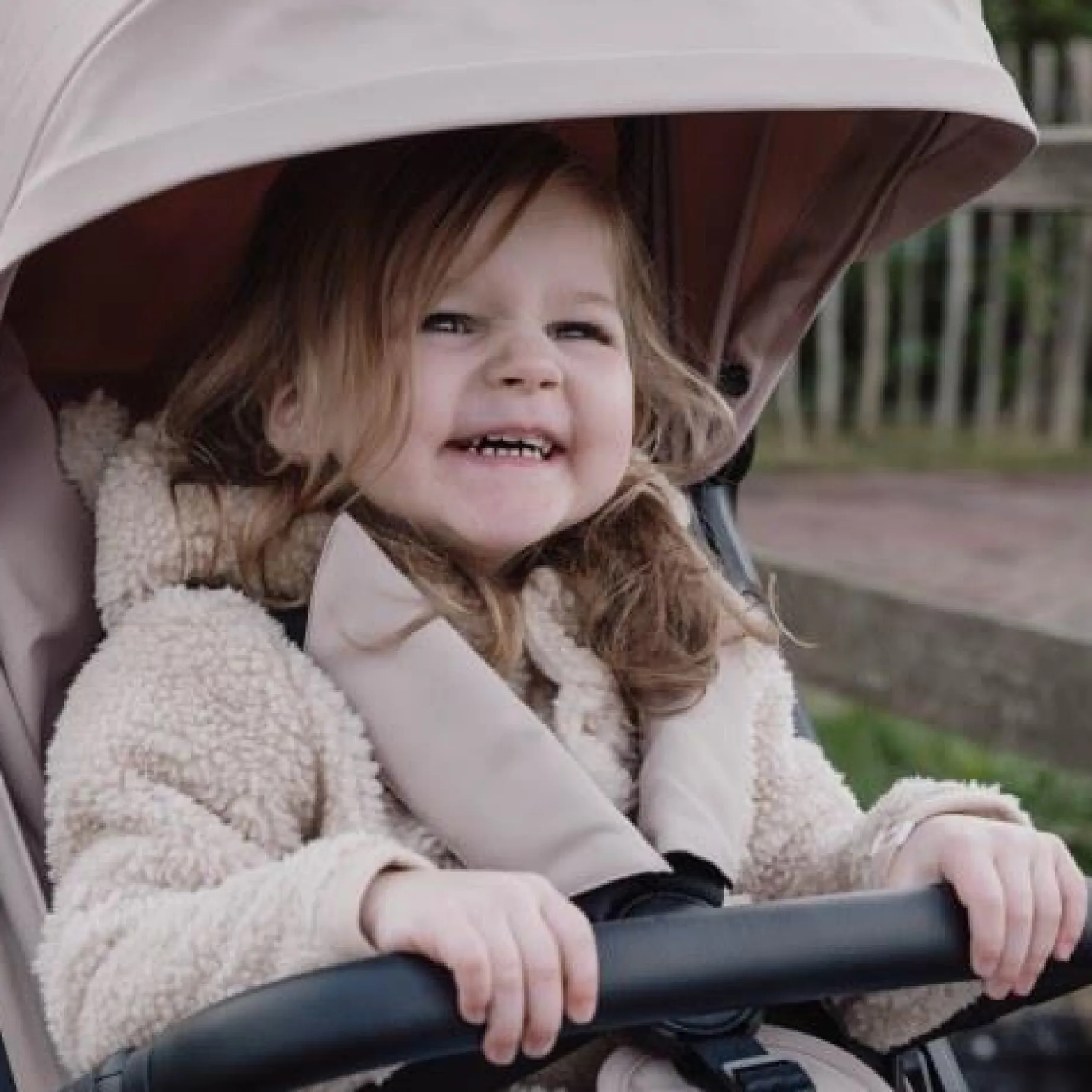 Compacte buggy - Beige - Essentials